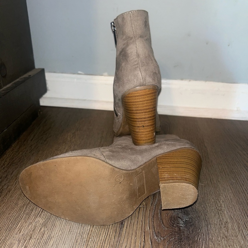 Vasha booties